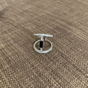 Vera Wang fashion ring